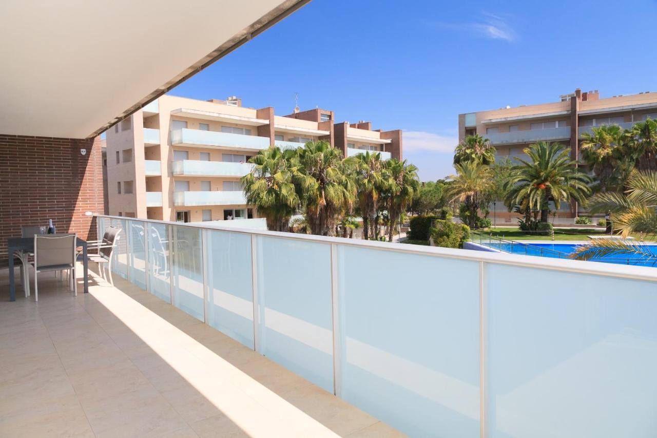 Uhc Spa Aqquaria Family Complex Salou Esterno foto